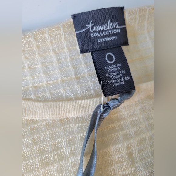 Travelers Collection by Chico's Texture Overlay Top US 4 in Yellow NWT - Picture 4 of 12